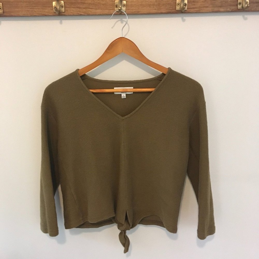 Madewell Texture & Thread tie-front shirt (Women's small)